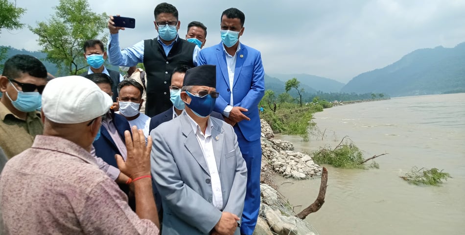 सप्तकोसी कटान हेरेपछि गृहमन्त्रीले भने 'छिट्टै दीर्घकालीन समाधानको पहल गर्छु'